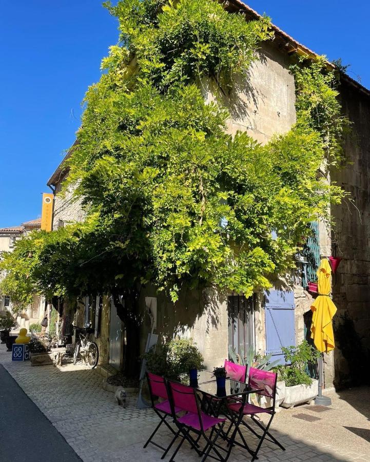 L'Alpille, à 10 minutes à pied du centre ville de St Rémy de Provence, proche d'Arles Saint-Rémy-de-Provence Extérieur photo